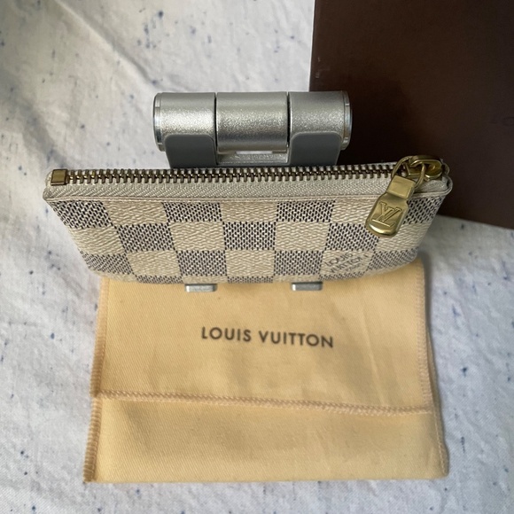 Louis Vuitton Damier Azur Pochette Cles Key Holder - Picture 3 of 7